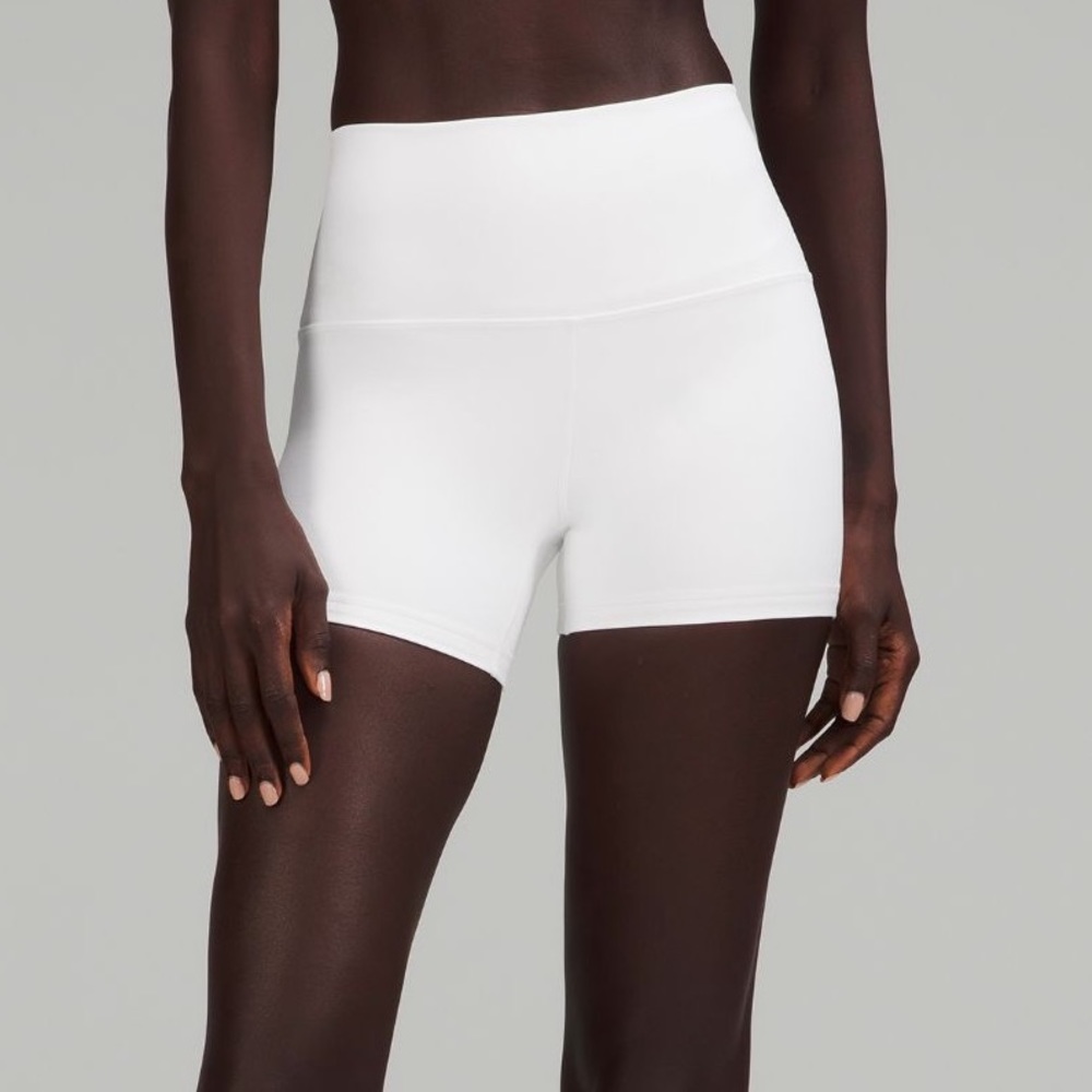 Lululemon Align || High-Rise Short 4" || White || Size 4 ||
